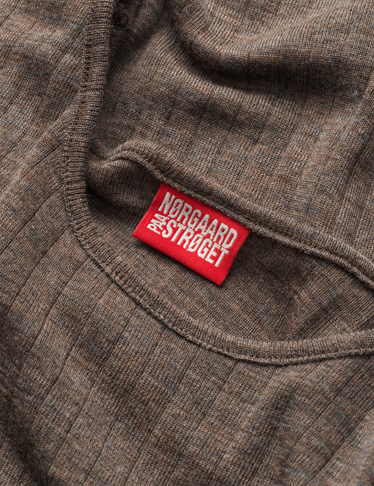 101 Wool, Brown