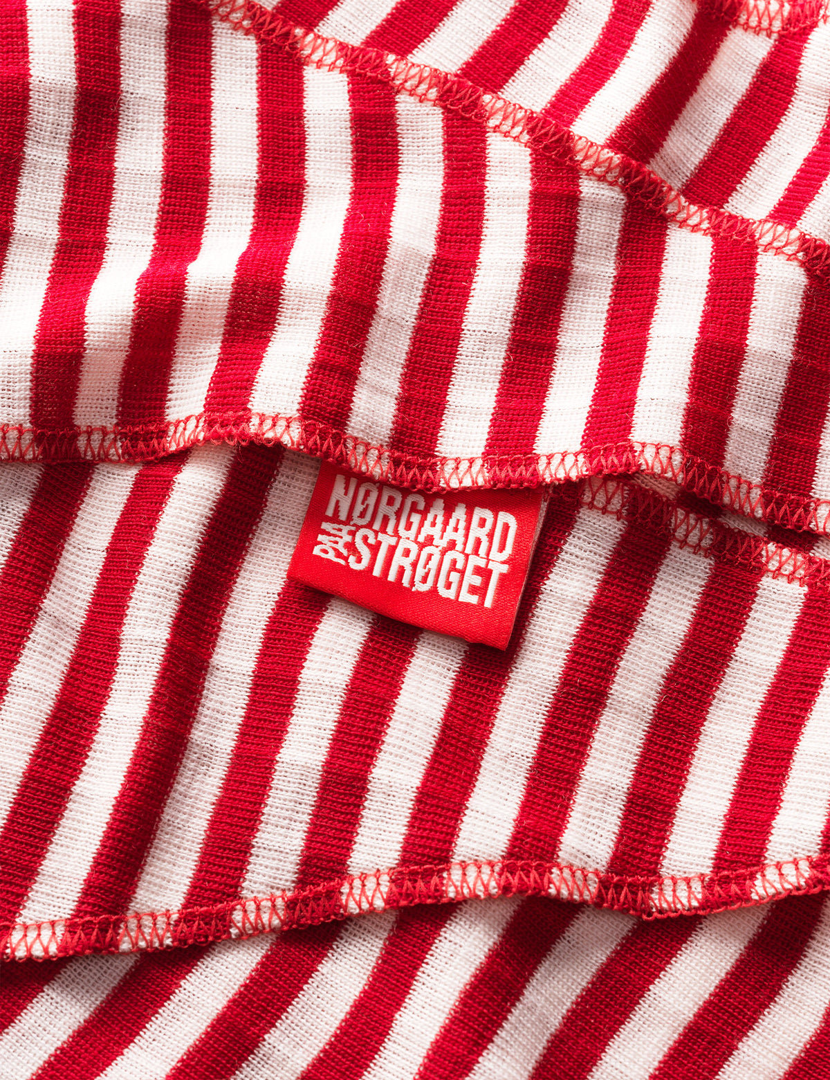 NPS Scarf Triangle Wool, Red/Ecru