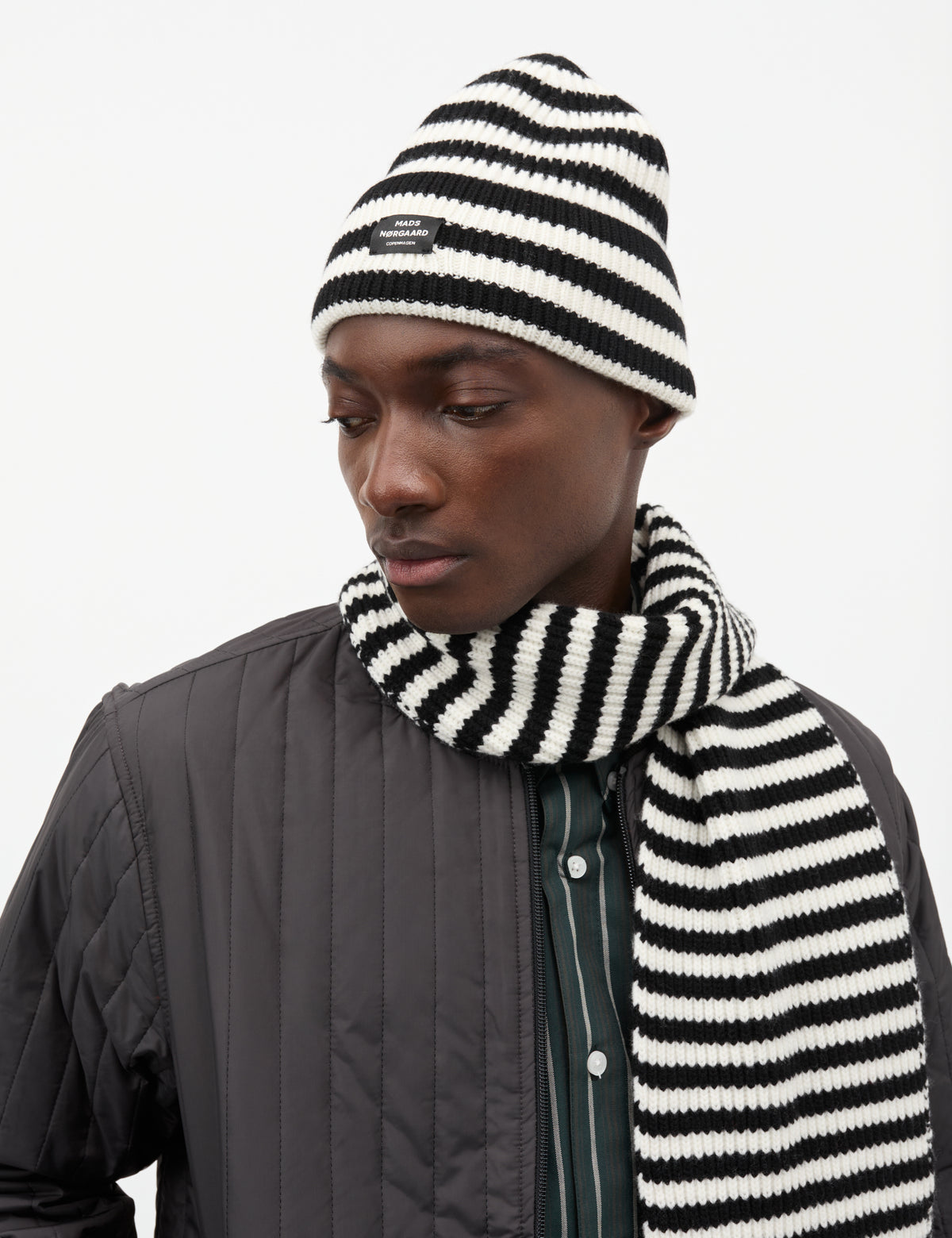One Wool Basil Scarf, Black/White
