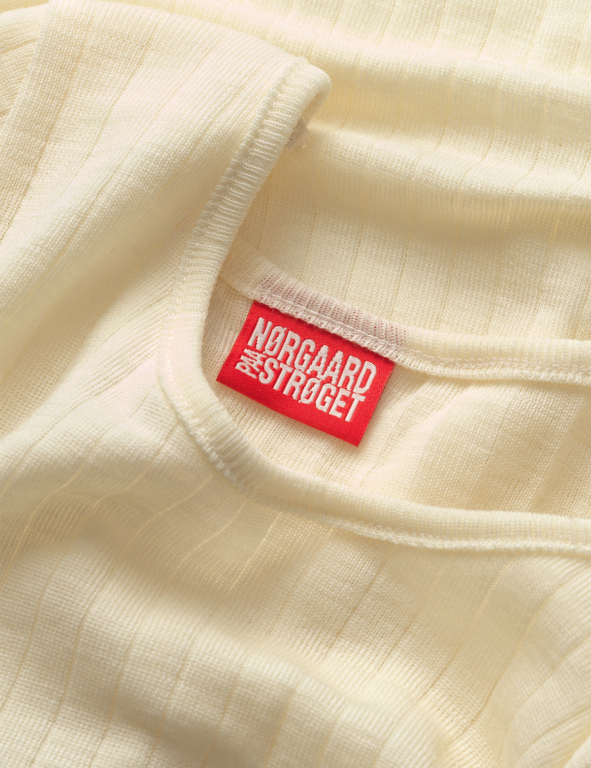 101 Wool, Ecru